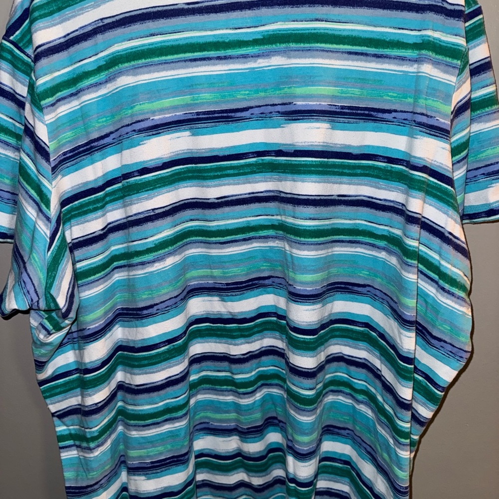 Women’s Basic Editions Tee - Picture 5 of 5